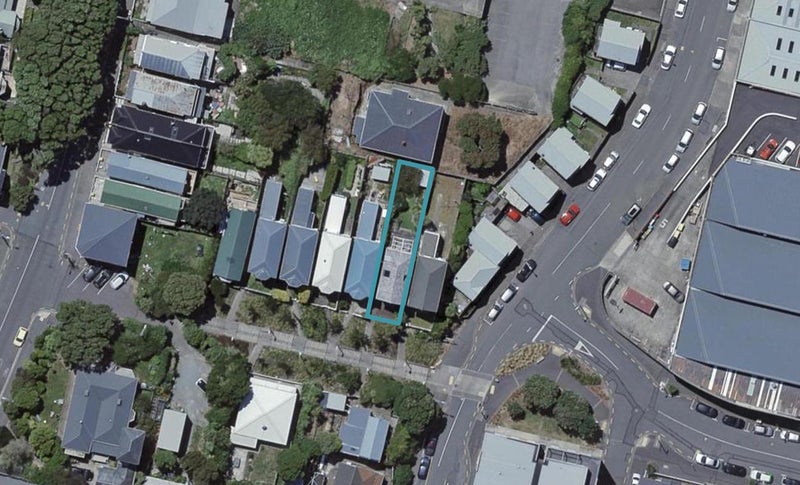 32 Drummond Street, Mount Cook, Wellington - Carousel 1