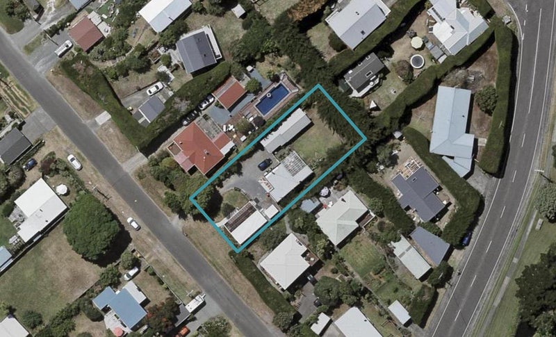 31 Hemara Street, Waikanae Beach, Waikanae - Carousel 1