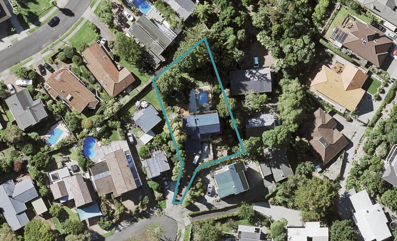 12 Trident Place, Shelly Park, Auckland - Carousel 1