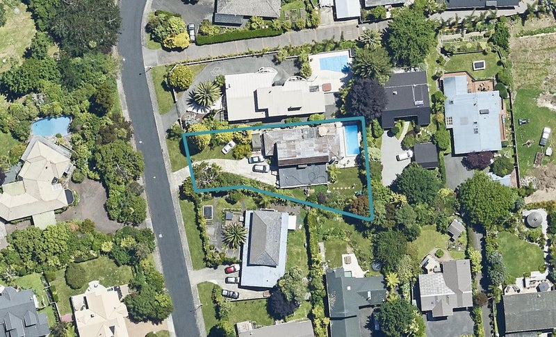 5 Tupara Crescent, Kawaha Point, Rotorua - Carousel 1