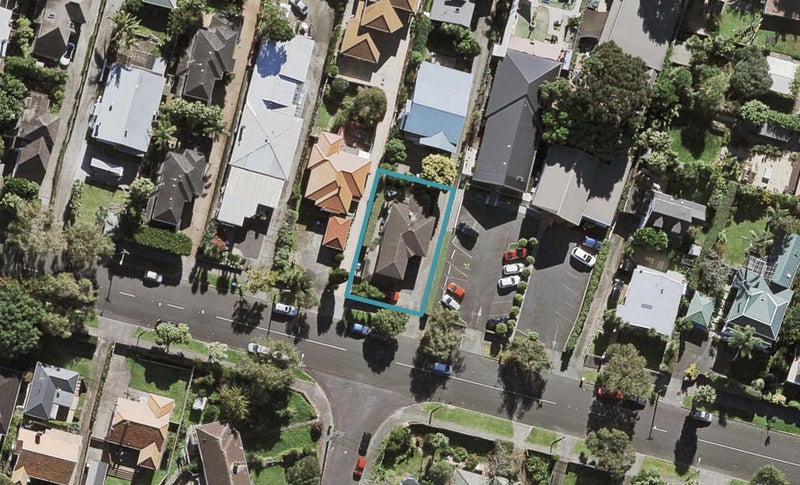 163 Landscape Road, Mount Eden, Auckland - Carousel 1