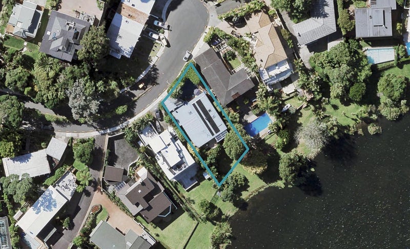 39 Sylvan Park Avenue, Milford, Auckland - Carousel 1