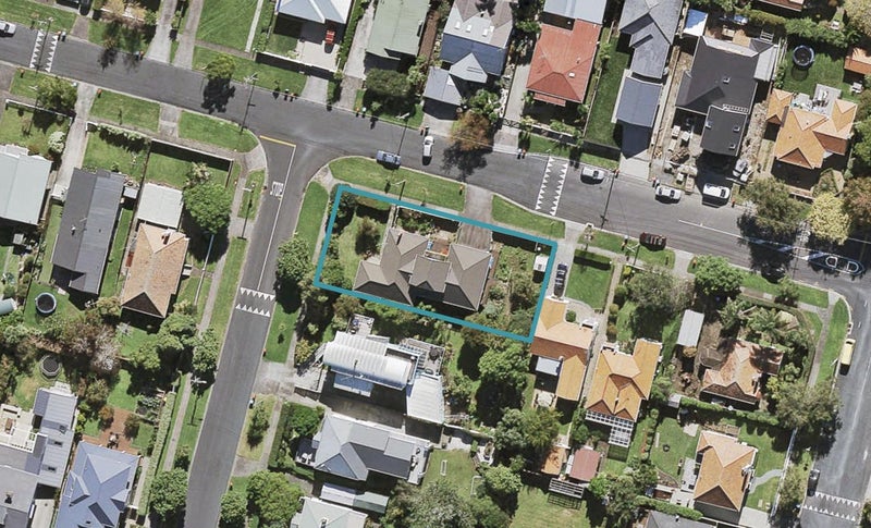 35 Goring Road, Sandringham, Auckland - Carousel 1