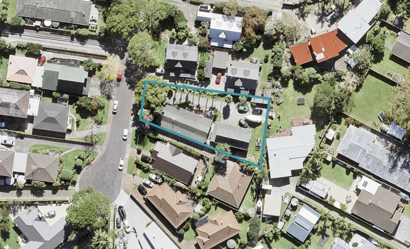 16 Motuora Road, Manly, Whangaparaoa - Carousel 1