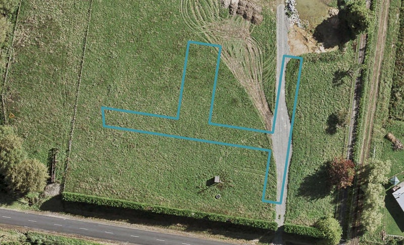8 Kauitara Lane, Karaka, Papakura - Carousel 1