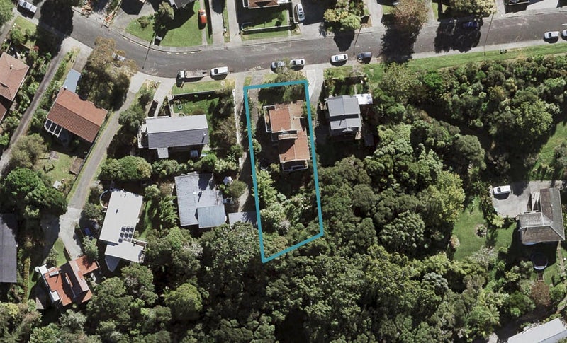 4 Morriggia Place, Bayview, Auckland - Carousel 1