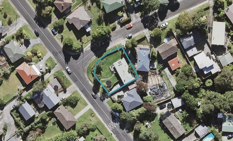 49 Glendene Avenue, Glendene, Auckland - Carousel 1