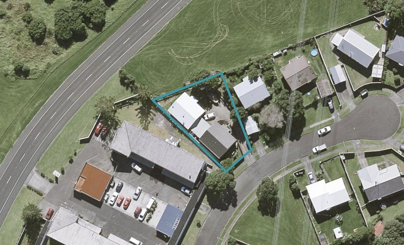 11 Maui Place, Spotswood, New Plymouth - Carousel 1