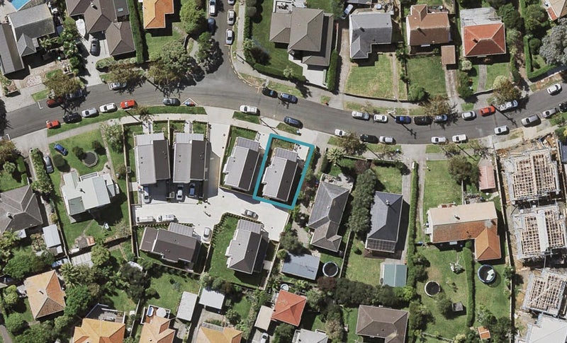 78A Tahapa Crescent, Meadowbank, Auckland - Carousel 1
