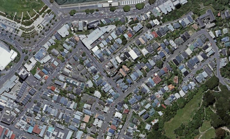 10/2 Mcfarlane Street, Mount Victoria, Wellington - Carousel 1