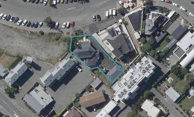16 Esplanade, Sumner, Christchurch - Carousel 1