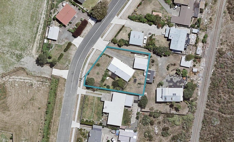 64 Rogers Road, Bay View, Napier - Carousel 1