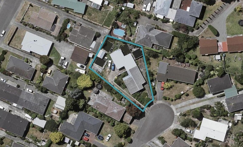 11B Kingswood Grove, Raumati Beach, Paraparaumu - Carousel 1