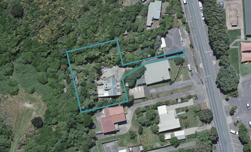 119 Happy Valley Road, Owhiro Bay, Wellington - Carousel 1