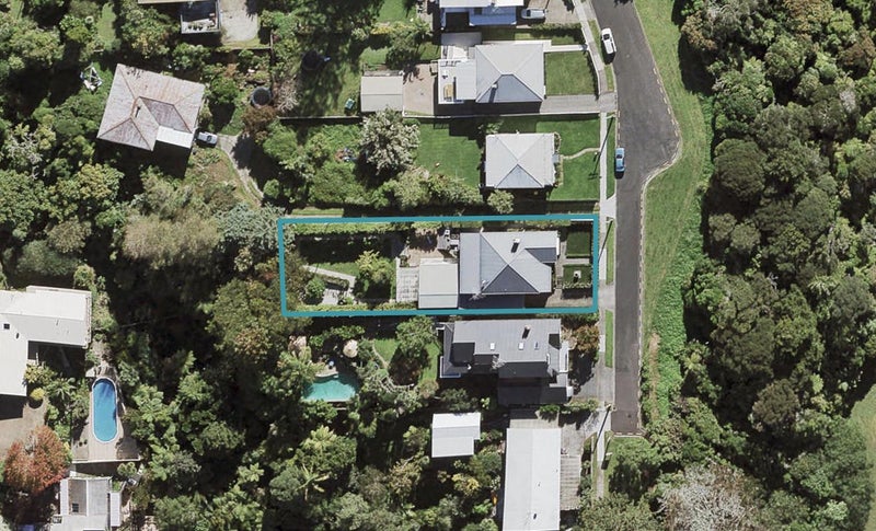 59 Huka Road, Birkenhead, Auckland - Carousel 1
