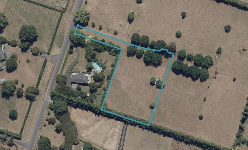 4 Fairweather Lane, Tamahere, Hamilton - Carousel 1