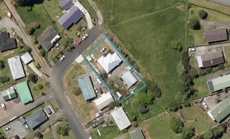 37 Charles Street, Kamo, Whangarei - Carousel 1