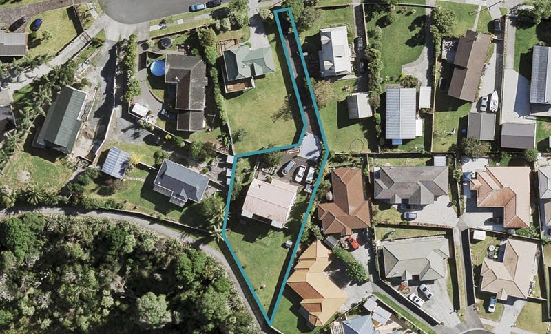 14 Bill Phillip Place, Clendon Park, Auckland - Carousel 1