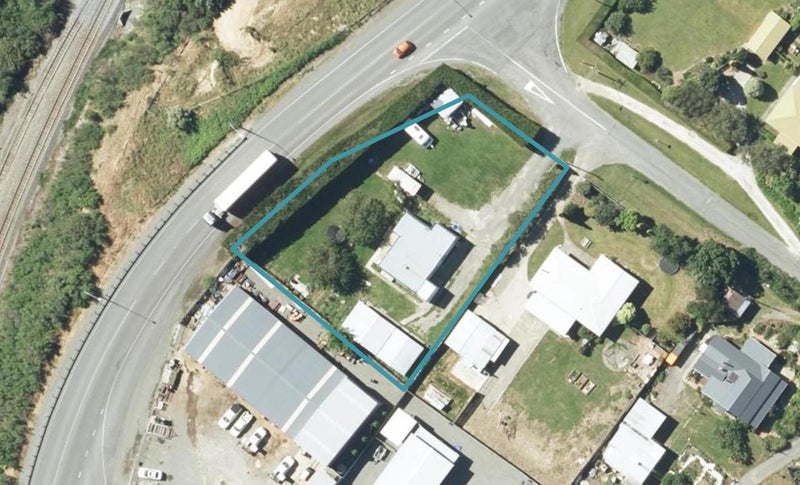 2 Tetley Street, Seddon - Carousel 1
