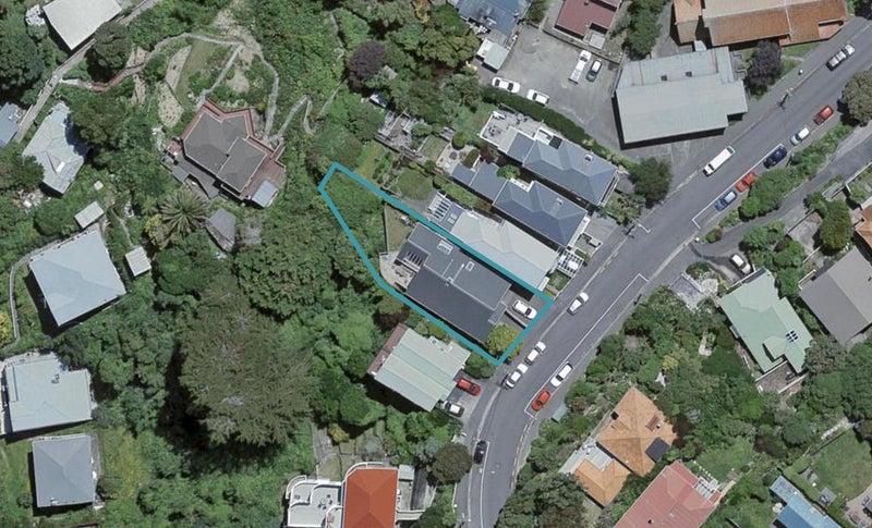 18 Saint Michaels Crescent, Kelburn, Wellington - Carousel 1