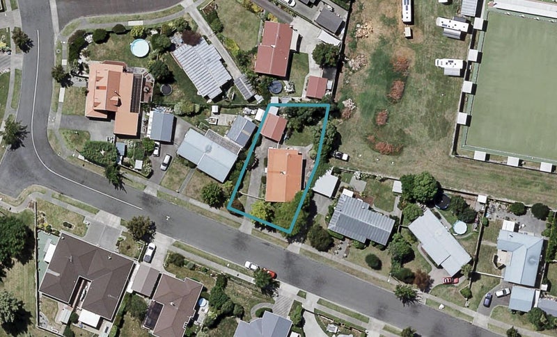 18 Whiting Crescent, Greenmeadows, Napier - Carousel 1