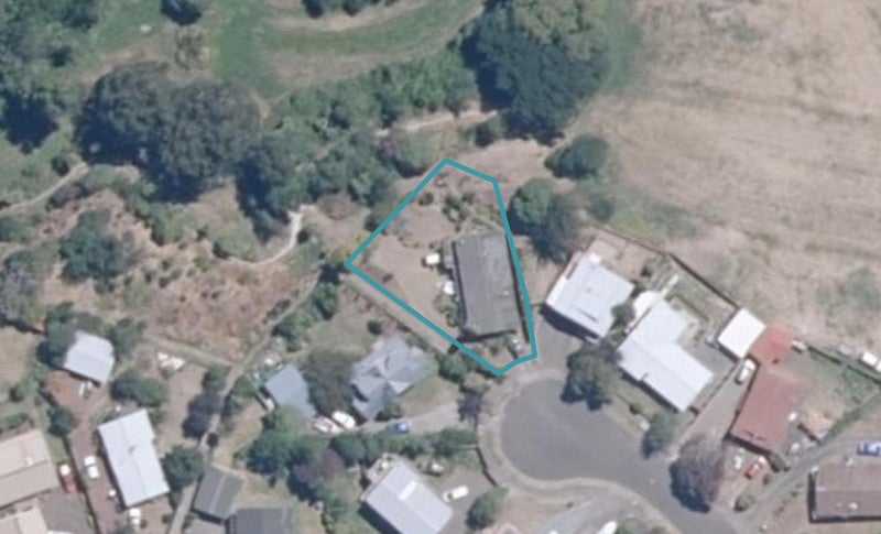 12 Wembley Place, Richmond Heights, Taupo - Carousel 1