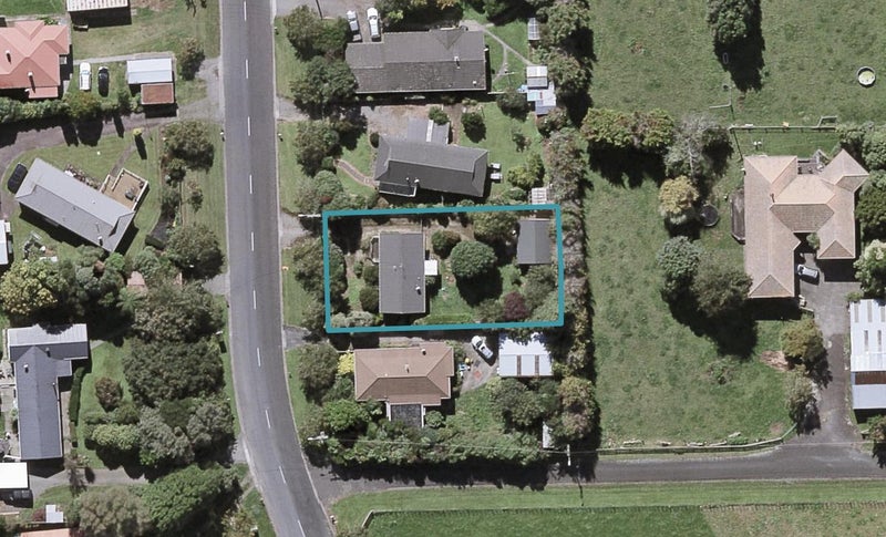 199 Richmond Road, LEPPERTON, NEW PLYMOUTH - Carousel 1