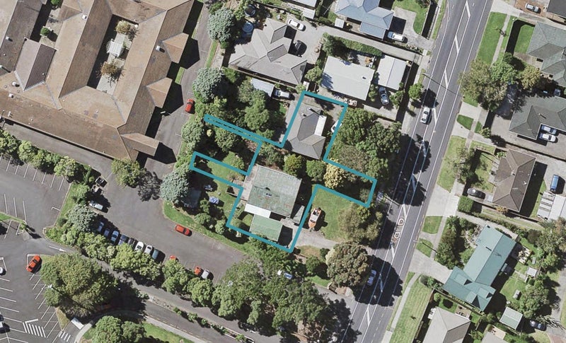 7/103 Botany Road, Botany Downs, Auckland - Carousel 1