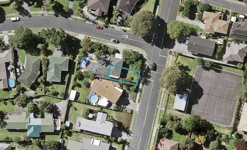 40C Glenmore Road, Sunnyhills, Auckland - Carousel 1