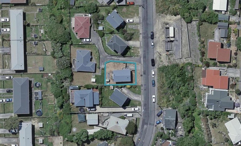 32 Tukanae Street, Strathmore Park, Wellington - Carousel 1