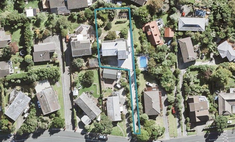 18 Danbury Drive, Torbay, Auckland - Carousel 1
