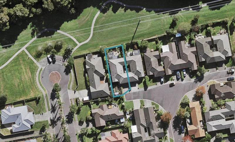 8 Pepperdine Place, Albany, Auckland - Carousel 1