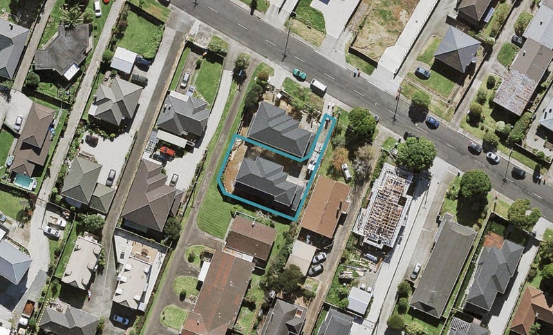 14B Stamford Park Road, Mount Roskill, Auckland - Carousel 1
