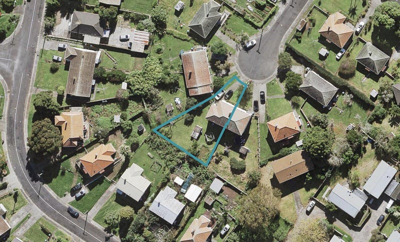 10 Kinloch Avenue, Wesley, Auckland - Carousel 1