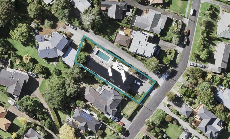 48 Parkhill Road, Mellons Bay, Auckland - Carousel 1