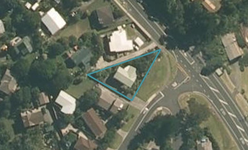 1 Hillcrest Road, Hatfields Beach, Orewa - Carousel 1
