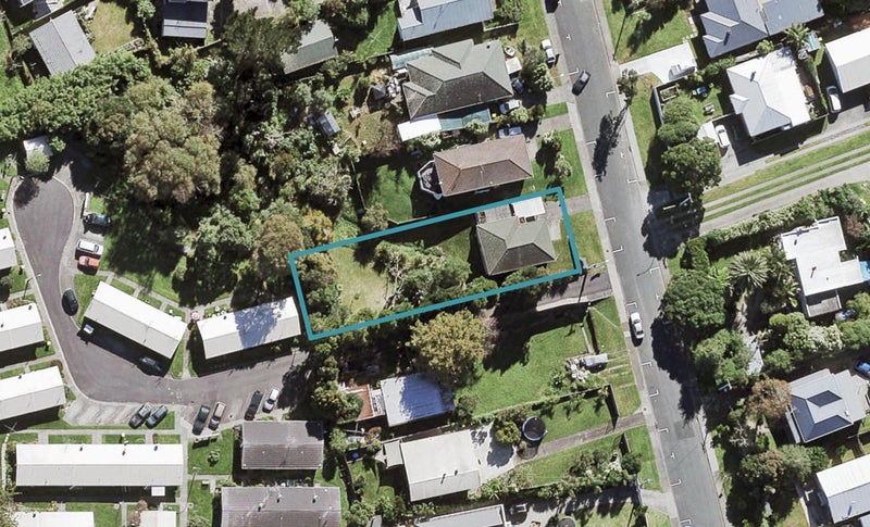 92 Lancaster Road, Beach Haven, Auckland - Carousel 1