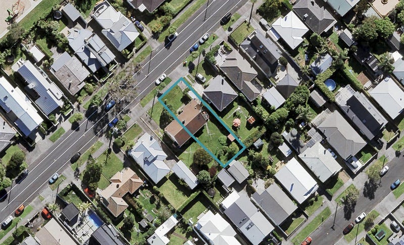16 Lemington Road, Westmere, Auckland - Carousel 1