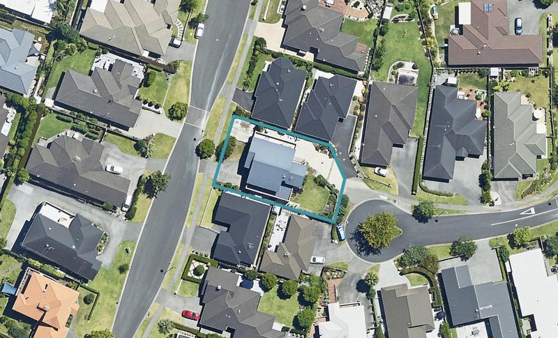 33 Hawkridge Heights, Bethlehem, Tauranga - Carousel 1