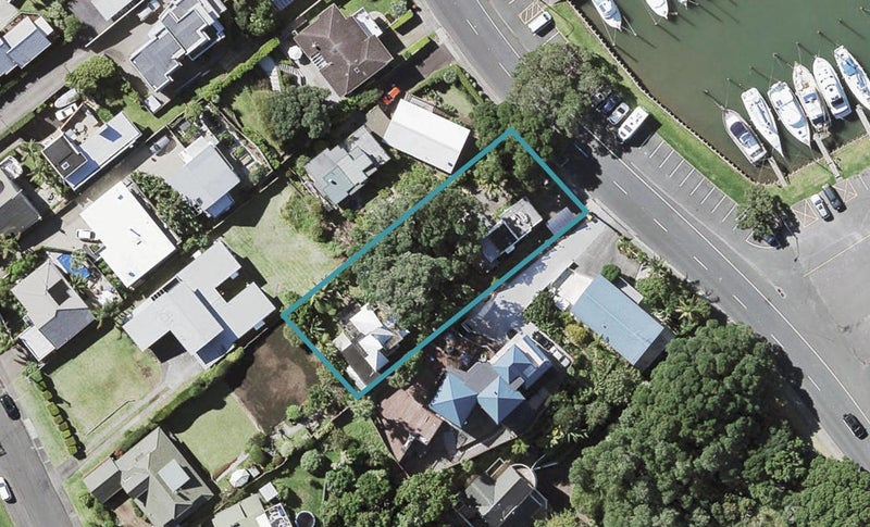 2/7 Inga Road, Milford, Auckland - Carousel 1
