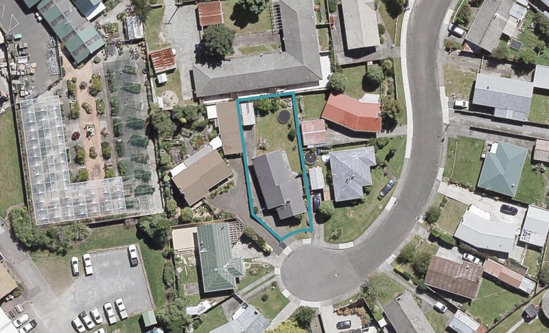 38 Mountbatten Grove, Clouston Park, Upper Hutt - Carousel 1