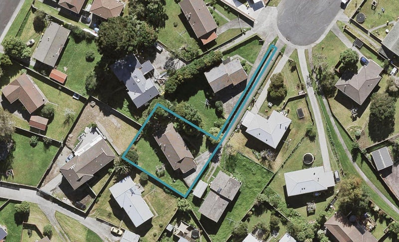 31 Rena Place, West Harbour, Auckland - Carousel 1
