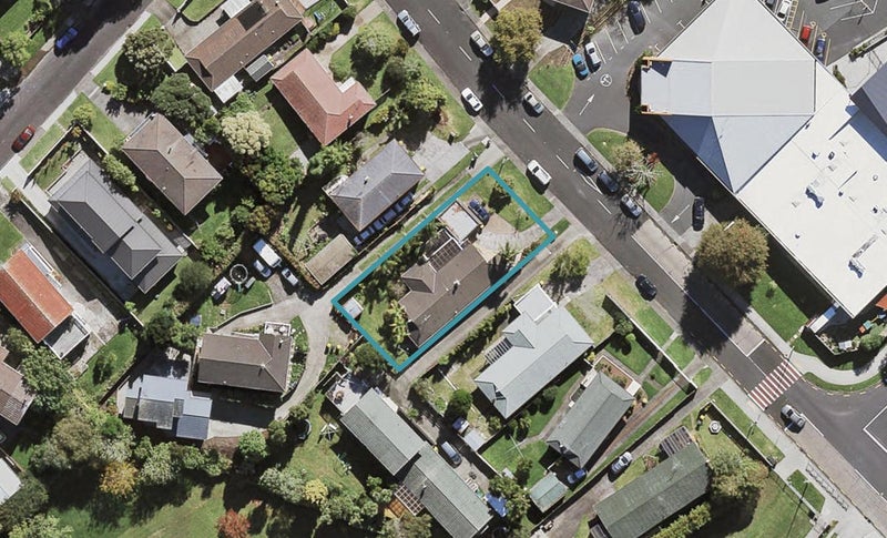 66 Eban Avenue, Hillcrest, Auckland - Carousel 1
