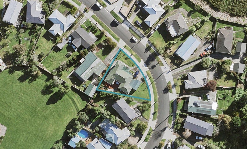 111 Methuen Road, New Windsor, Auckland - Carousel 1
