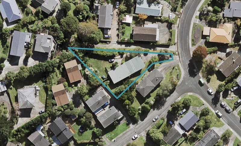 2/38 Ayton Drive, Totara Vale, Auckland - Carousel 1