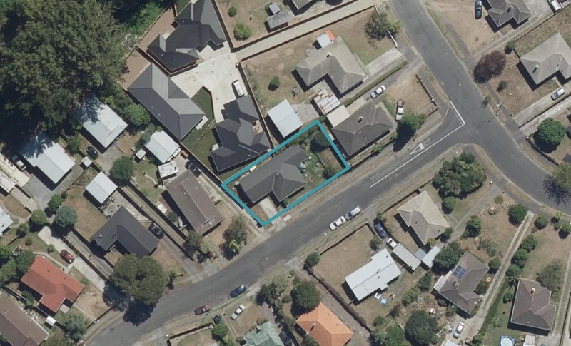 4 Manor Place, Bader, Hamilton - Carousel 1