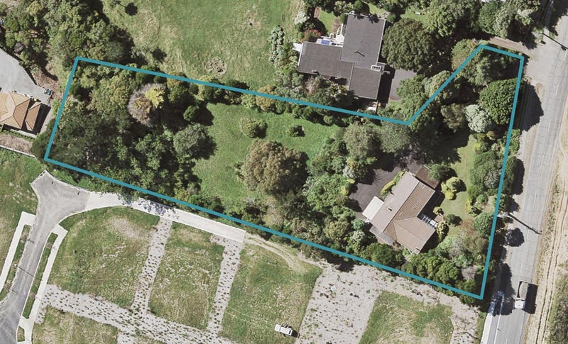 228 Point View Drive, East Tamaki Heights, Auckland - Carousel 1