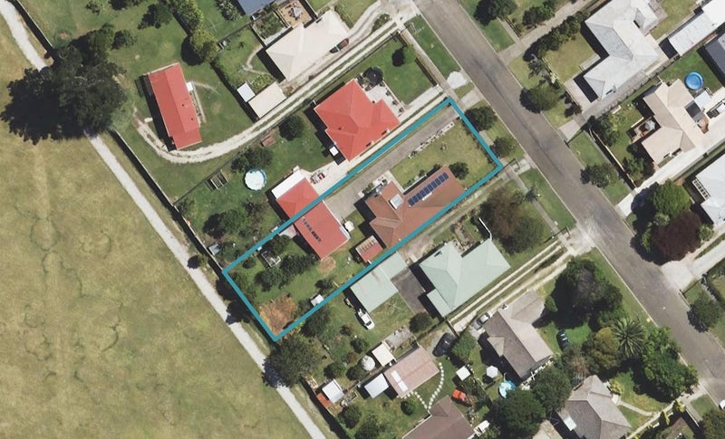 14 Turenne Street, Inner Kaiti, Gisborne - Carousel 1