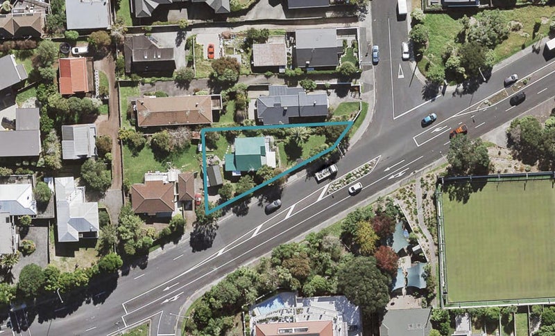 41 Highbury Bypass, Birkenhead, Auckland - Carousel 1