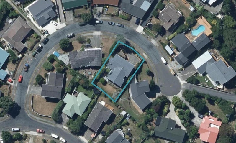 6 Doon Grove, Papakowhai, Porirua - Carousel 1